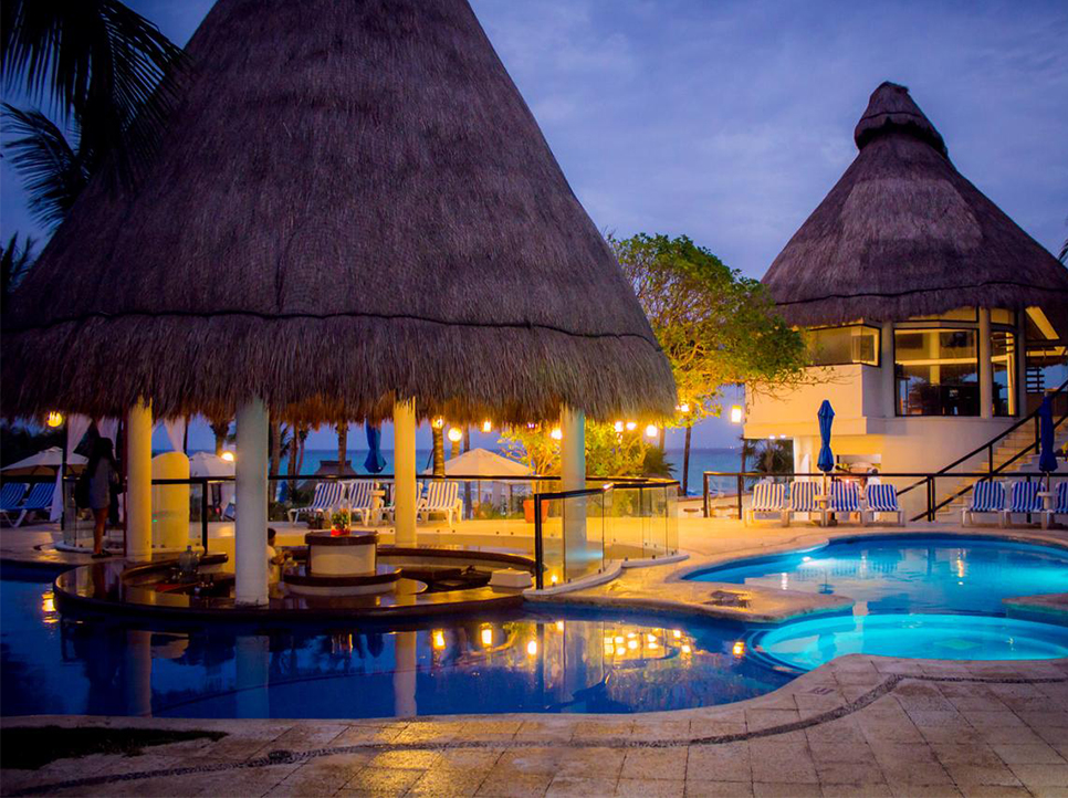 The Reef Playacar
